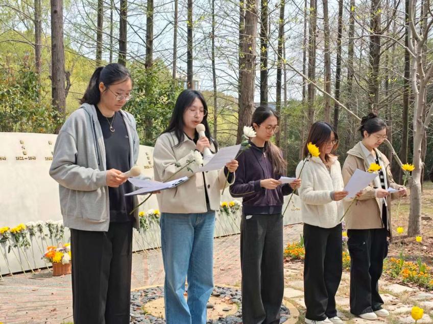 1174e338294de36d63808e68eaa80960