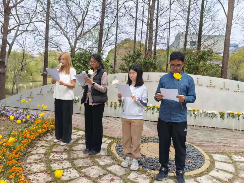 921dbe2965b73457ca9351f9eb03b17e